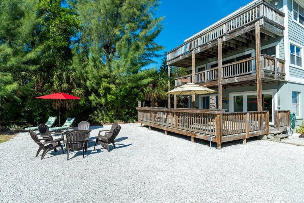 Your Tranquil Escape Is Found Directly On The Beach At The Serenity Beach Condo. Сиеста-Ки Экстерьер фото